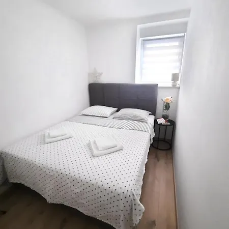 Tina Lägenhet Split